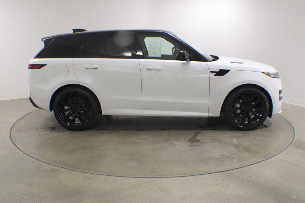 New 2026 Land Rover Range Rover Sport Dynamic SE AWD/4WD image 7
