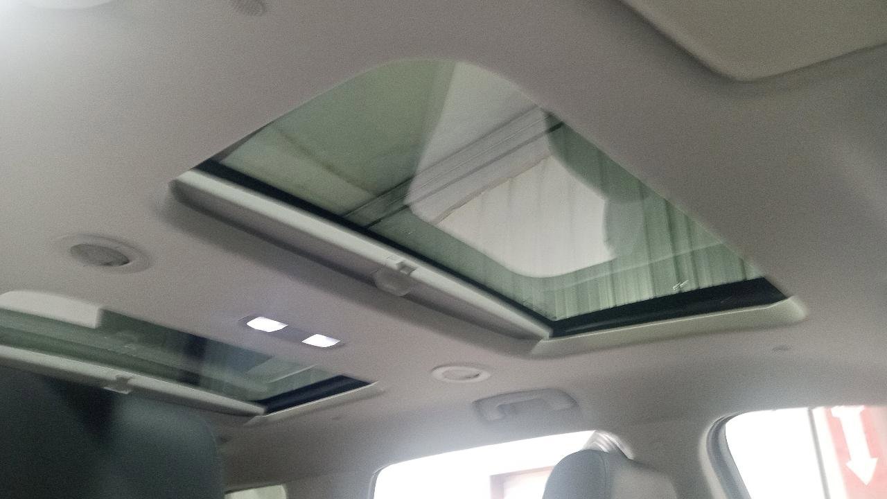 Used 2021 Chevrolet Traverse Premier AWD/4WD image 8