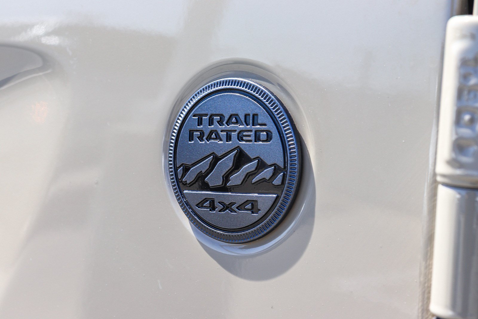 Used 2022 Jeep Gladiator Sport AWD/4WD image 14