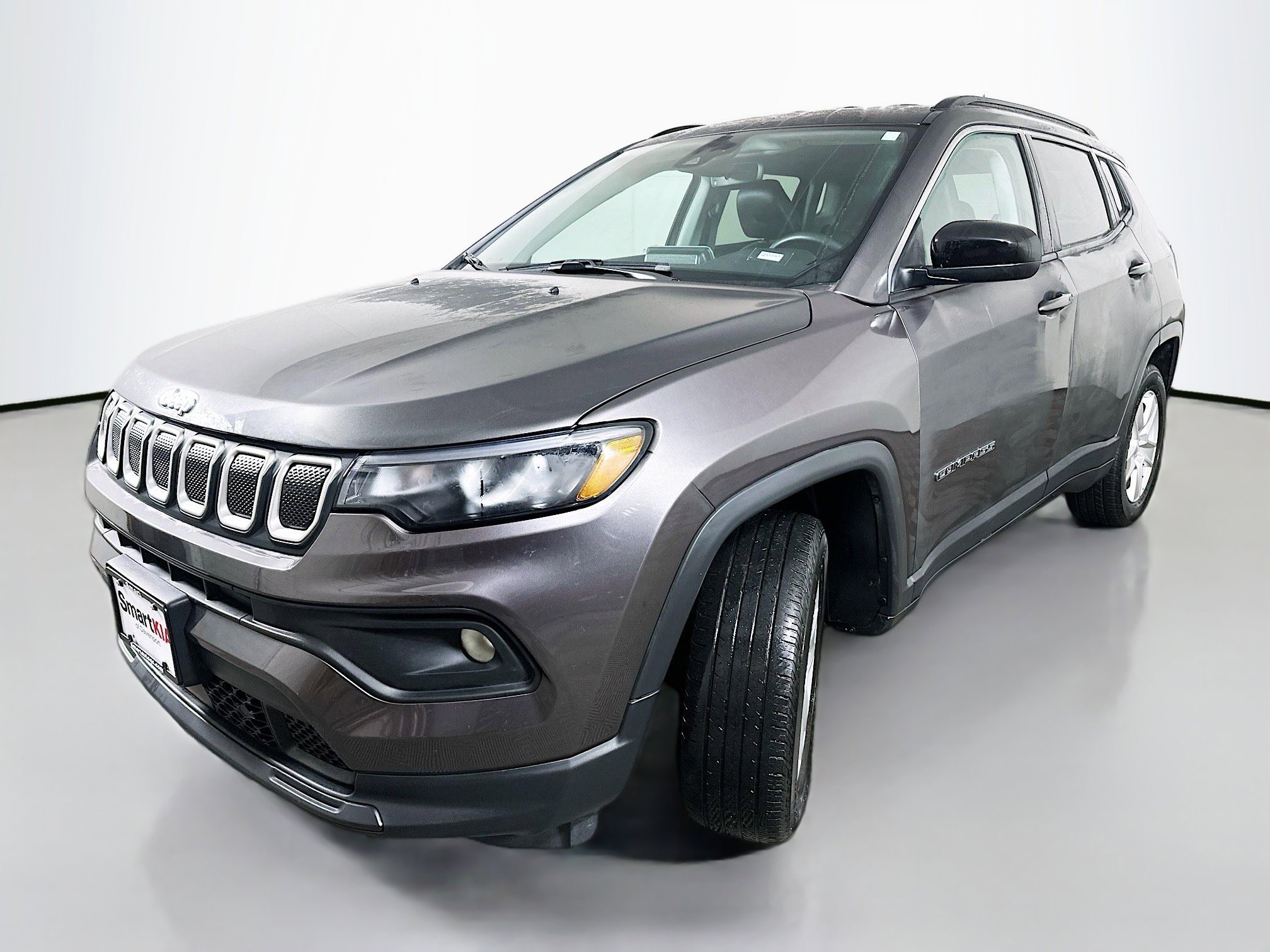 Used 2022 Jeep Compass Latitude w/ Convenience Group AWD/4WD image 3