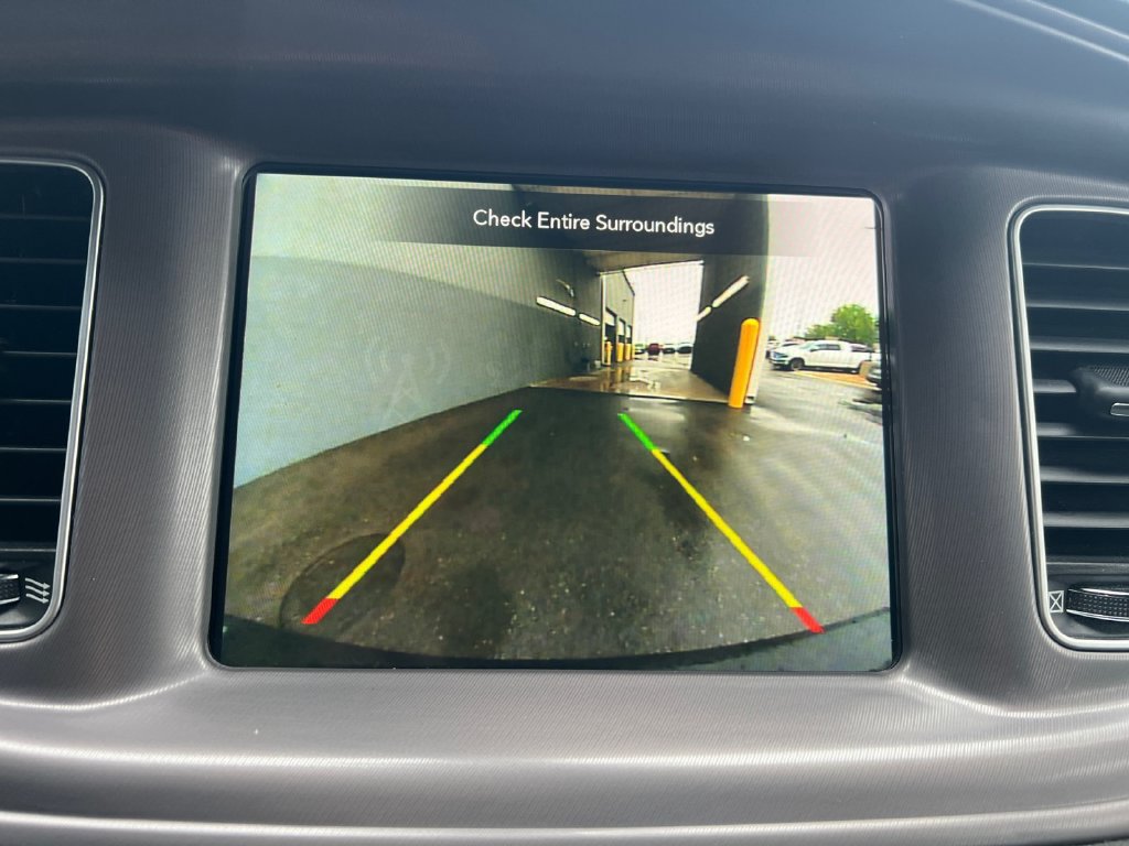 Used 2023 Dodge Charger SXT RWD image 9