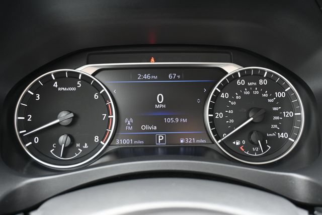 Used 2025 Nissan Altima 2.5 SV FWD image 41