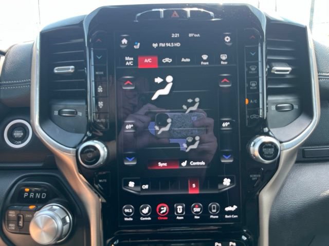 Used 2019 RAM 2500 Laramie w/ Night Edition AWD/4WD image 18