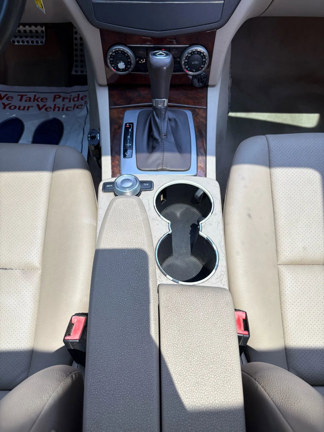 Used 2010 Mercedes-Benz C 300 Sedan image 27