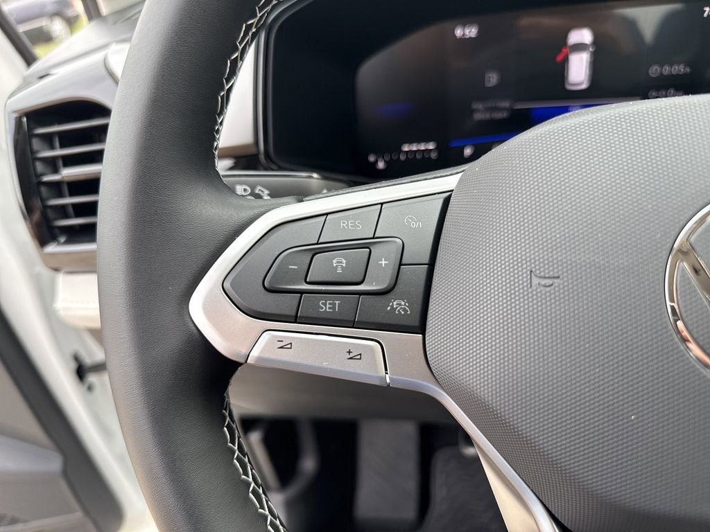 New 2026 Volkswagen Taos S image 16