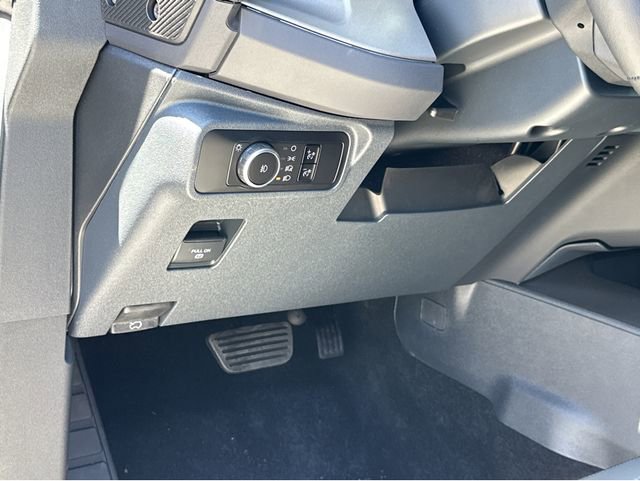 New 2025 Ford Bronco Outer Banks image 35