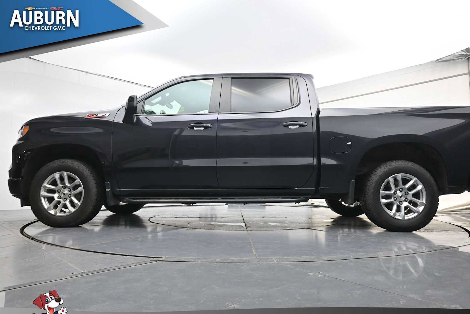 Used 2024 Chevrolet Silverado 1500 RST AWD/4WD image 21