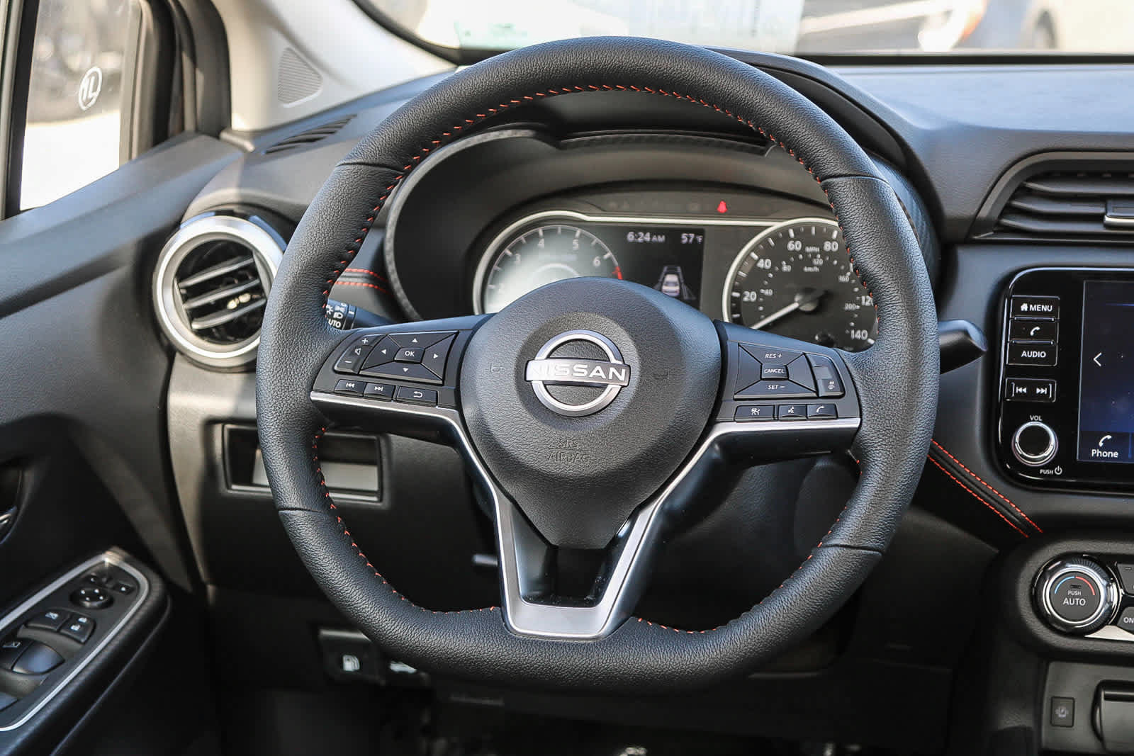 New 2025 Nissan Versa SR w/ Trunk Package FWD image 17