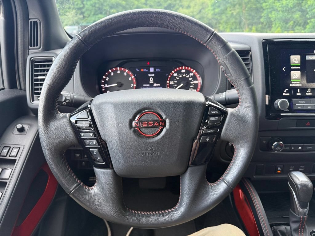 Used 2022 Nissan Frontier PRO-4X w/ Technology Package AWD/4WD image 10
