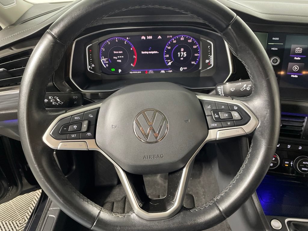 Used 2023 Volkswagen Jetta SEL FWD image 14