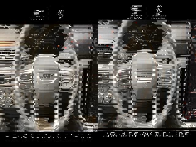 Used 2025 GMC Yukon XL Denali image 11