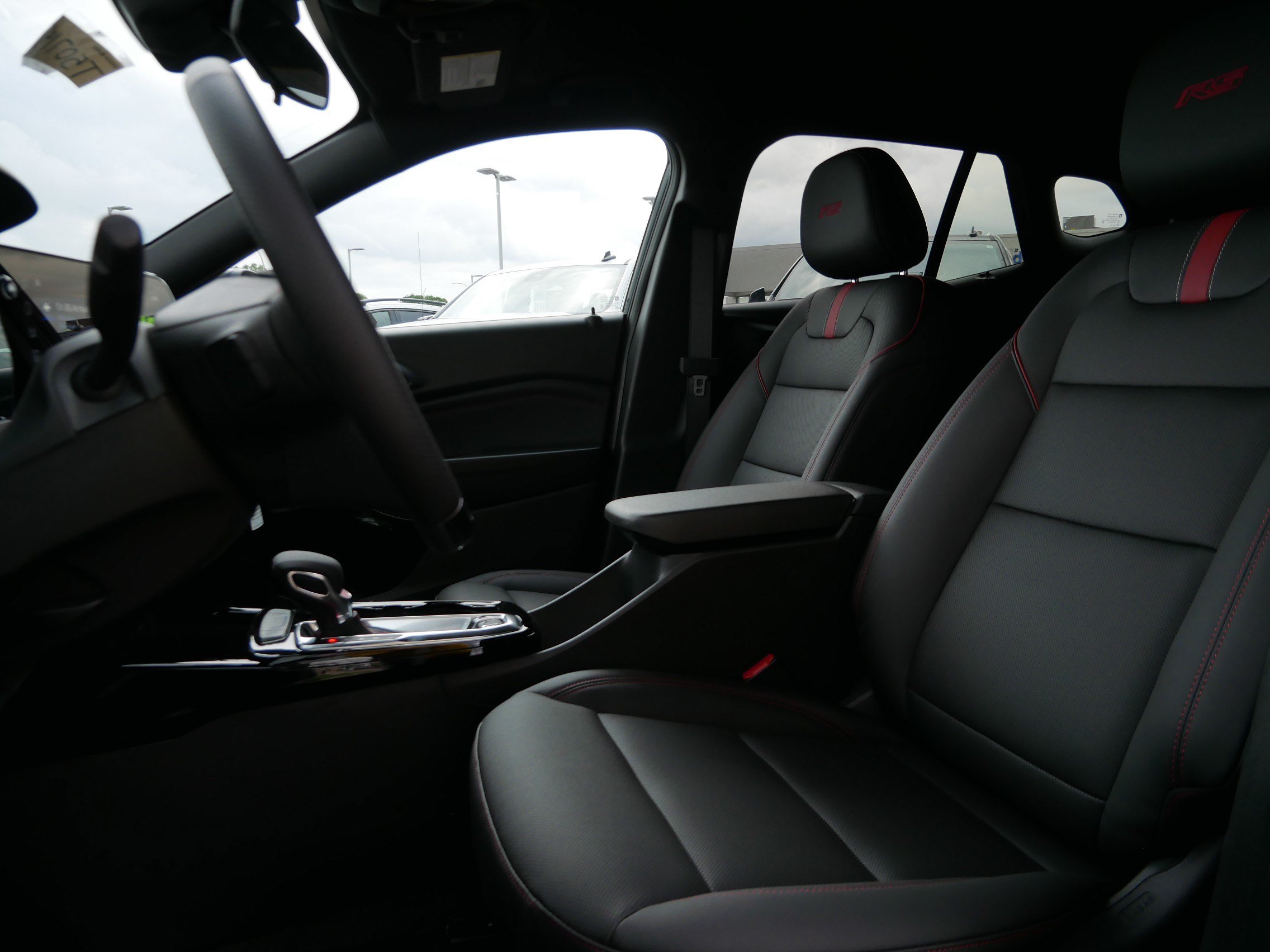 New 2026 Chevrolet Trax RS w/ Driver Confidence Package FWD image 4