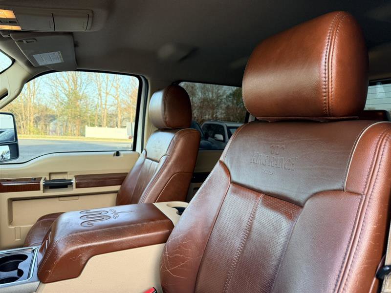 Used 2012 Ford F350 King Ranch w/ King Ranch w/Chrome Pkg image 28