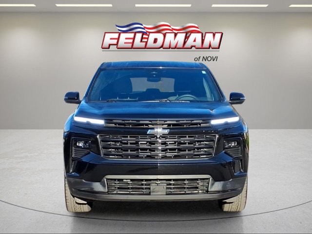 Used 2024 Chevrolet Traverse LS w/ Midnight/Sport Edition FWD image 2