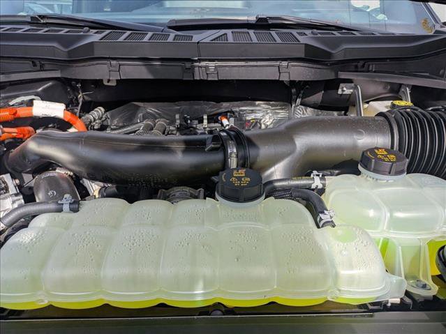 New 2025 Ford F150 Lariat w/ Equipment Group 502A High image 18