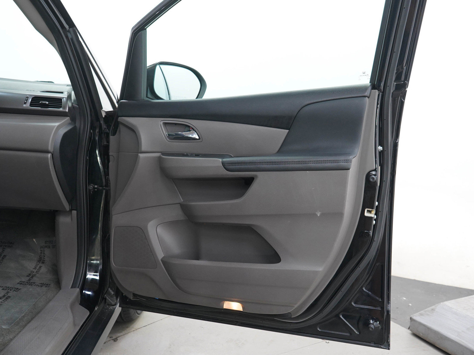 Used 2015 Honda Odyssey EX-L image 9