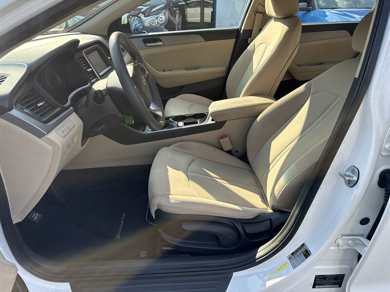 Used 2019 Hyundai Sonata SE FWD image 7