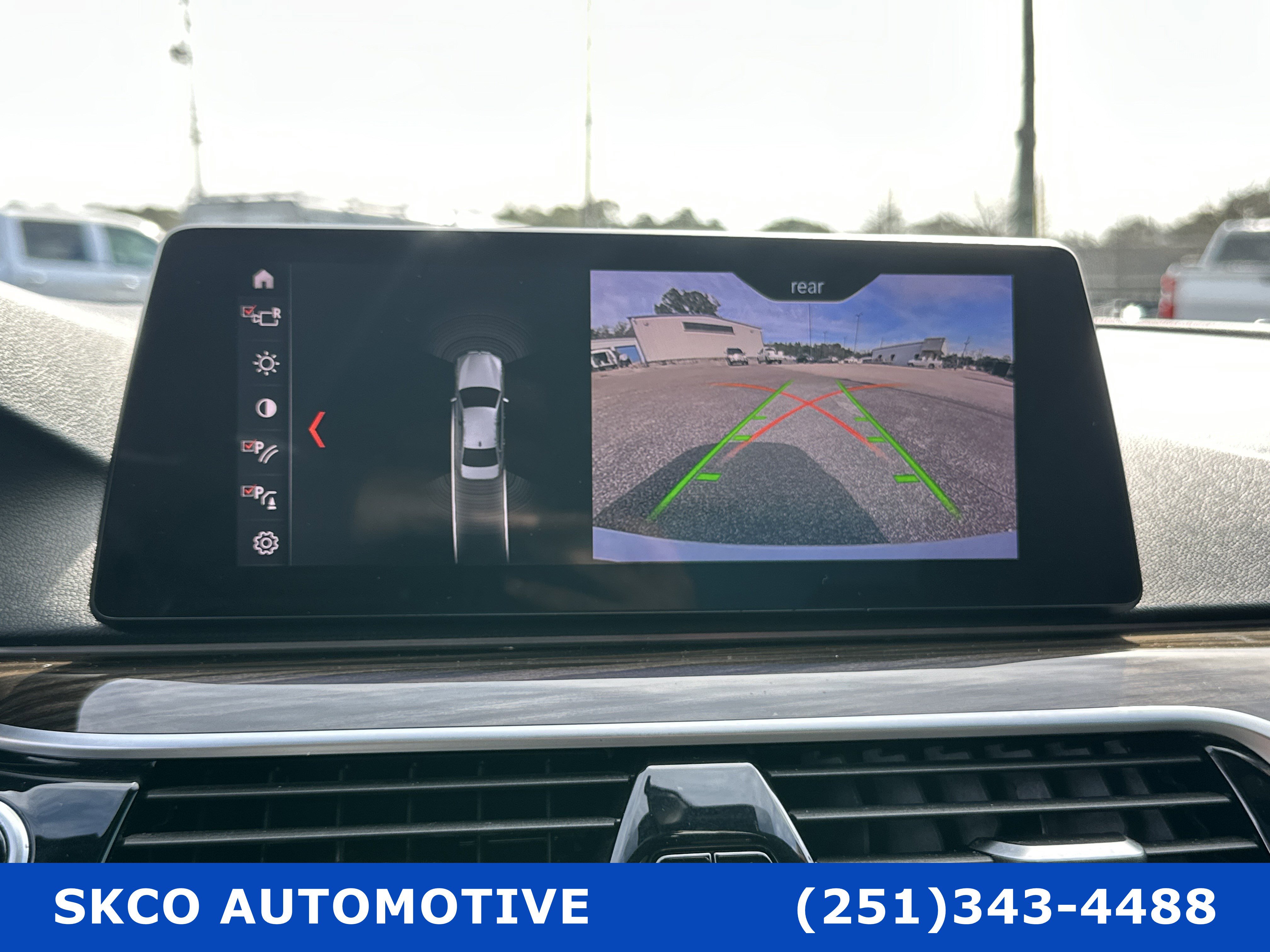 Used 2019 BMW 530i w/ Convenience Package RWD image 17