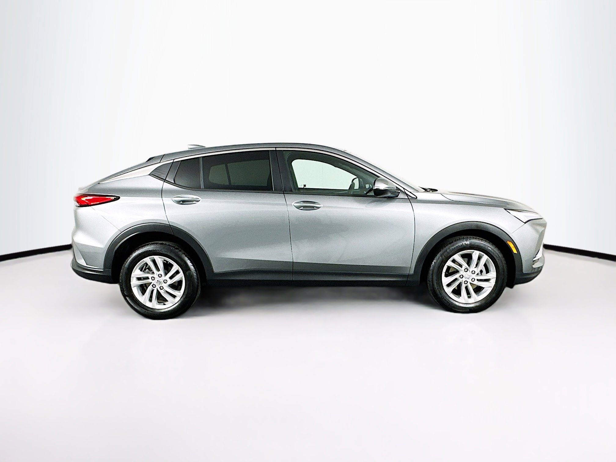 Used 2025 Buick Envista Preferred image 10