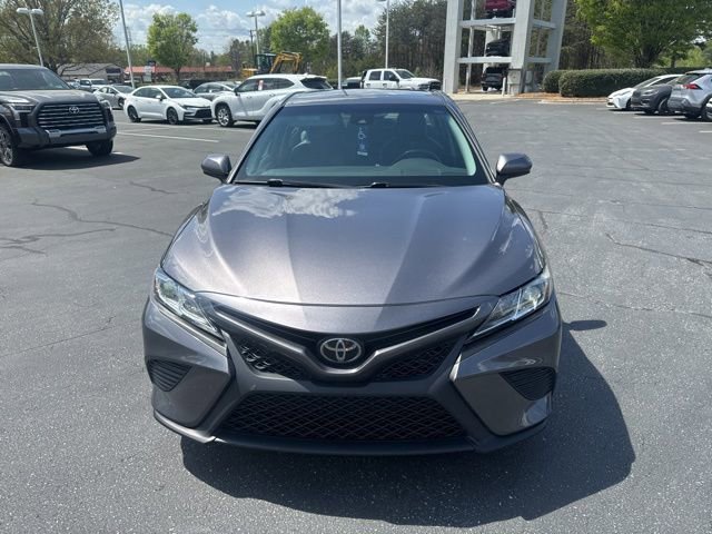 Used 2020 Toyota Camry SE FWD image 9