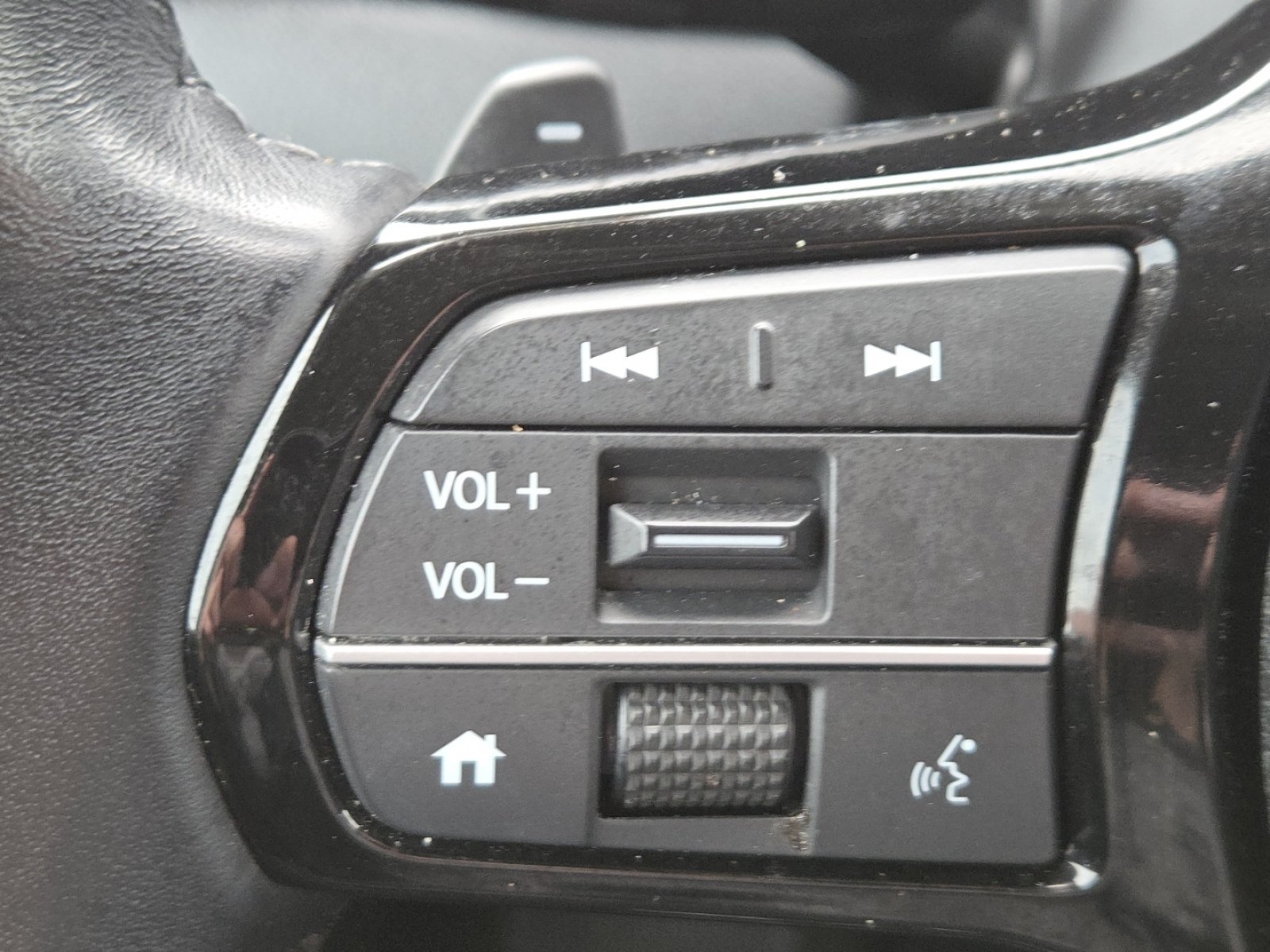 Used 2024 Honda Pilot EX-L image 34
