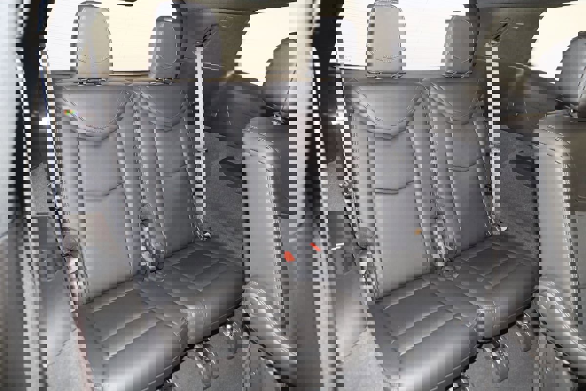 Used 2024 Cadillac XT6 Premium Luxury w/ LPO, Floor Liner Package AWD/4WD image 14