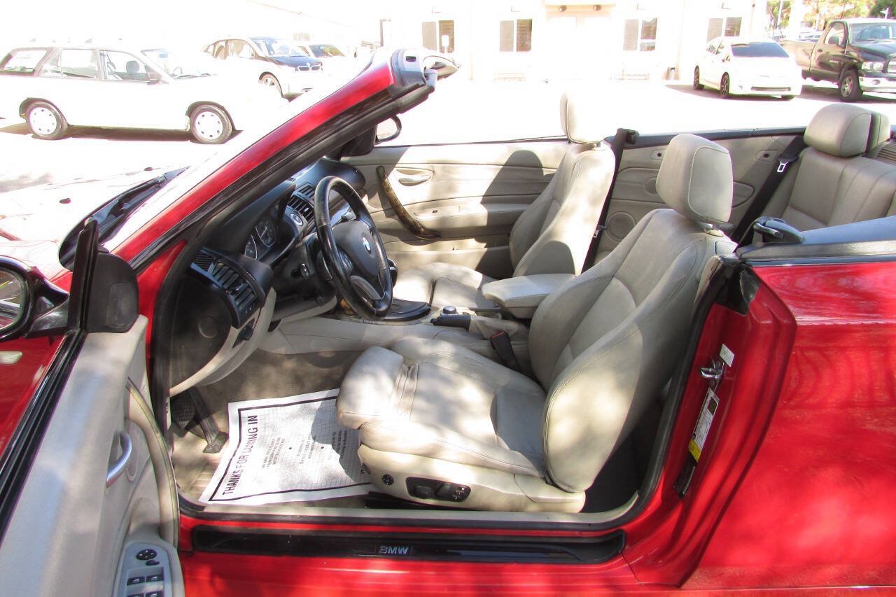 Used 2008 BMW 128i Convertible RWD image 18