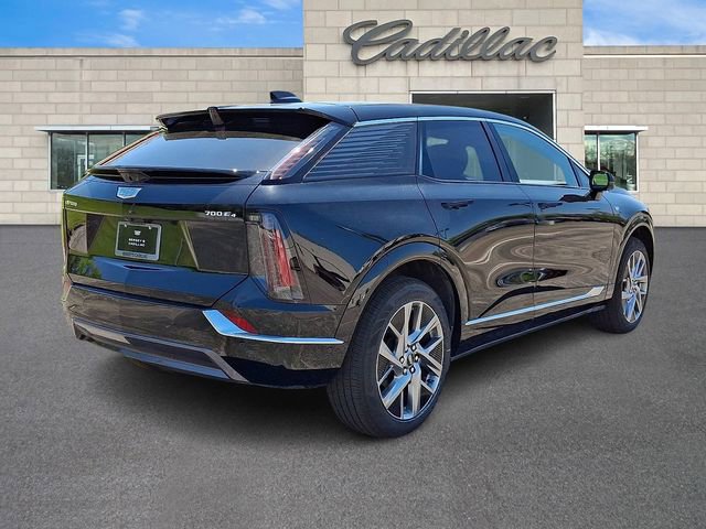 New 2026 Cadillac Optiq Luxury 2 AWD/4WD image 3