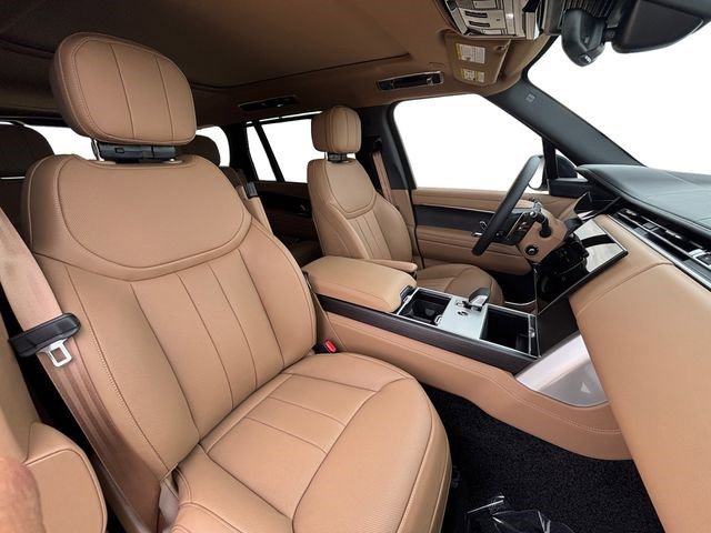 New 2026 Land Rover Range Rover Long Wheelbase SE AWD/4WD image 19