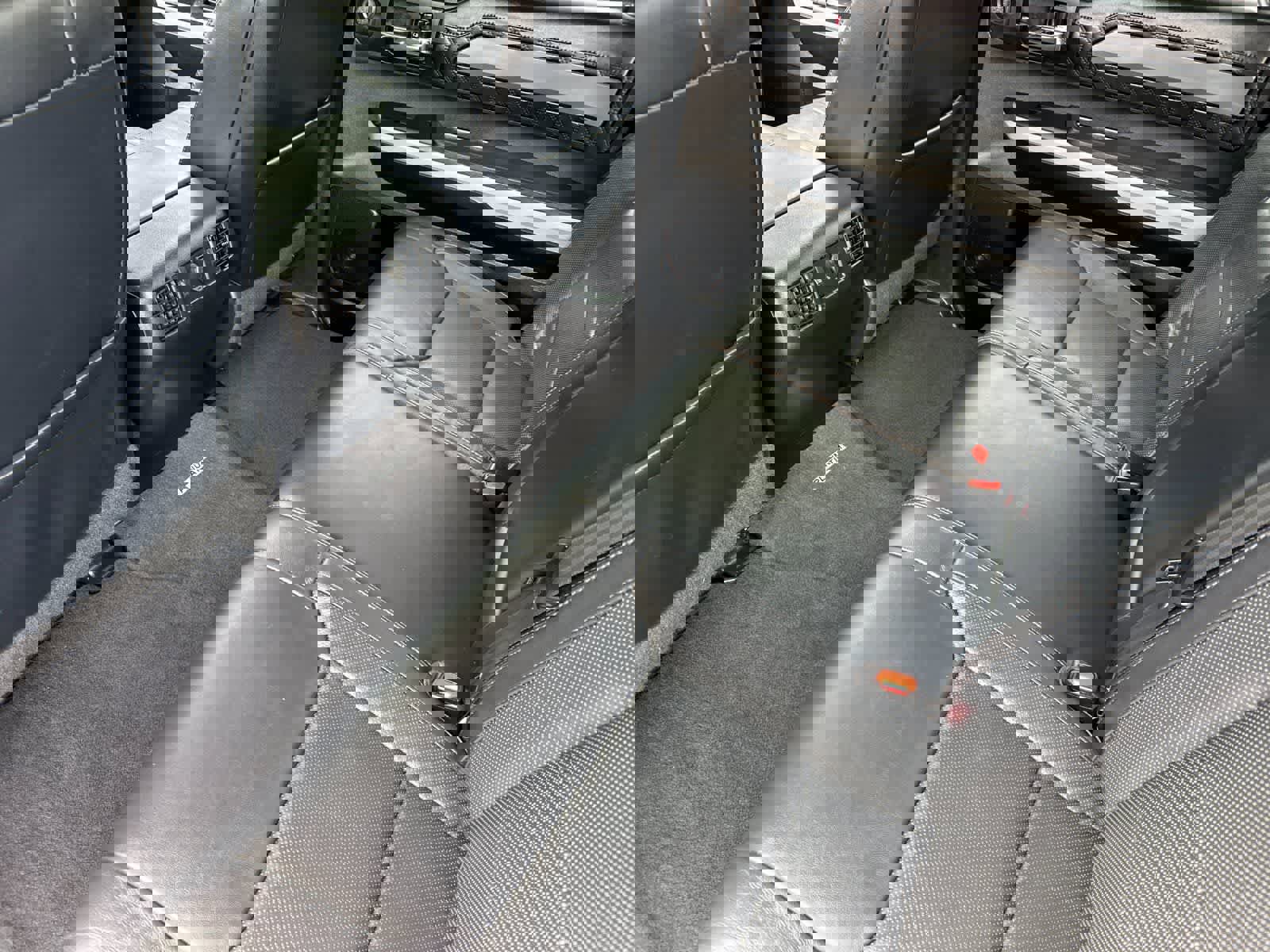 Used 2020 Toyota Tundra Platinum image 4