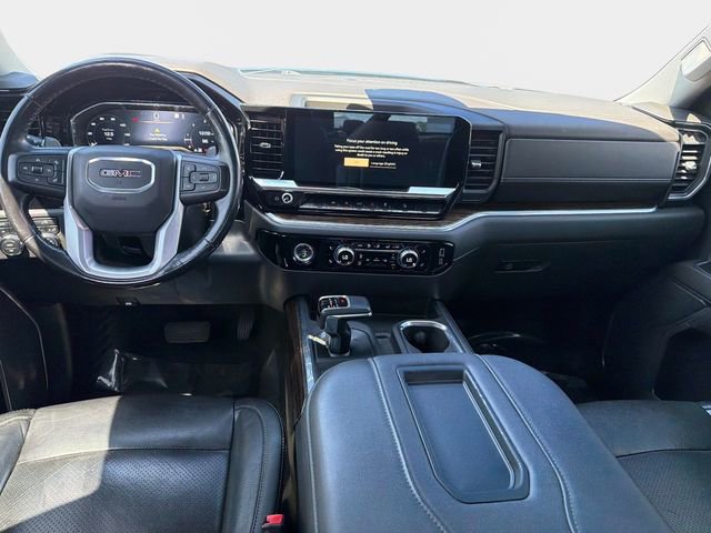Used 2022 GMC Sierra 1500 Elevation w/ X31 Off-Road Package AWD/4WD image 15