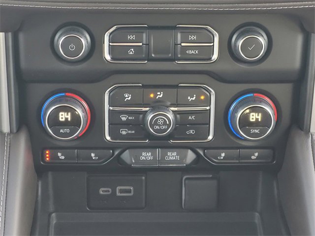 Used 2024 Chevrolet Tahoe Z71 w/ Luxury Package image 14