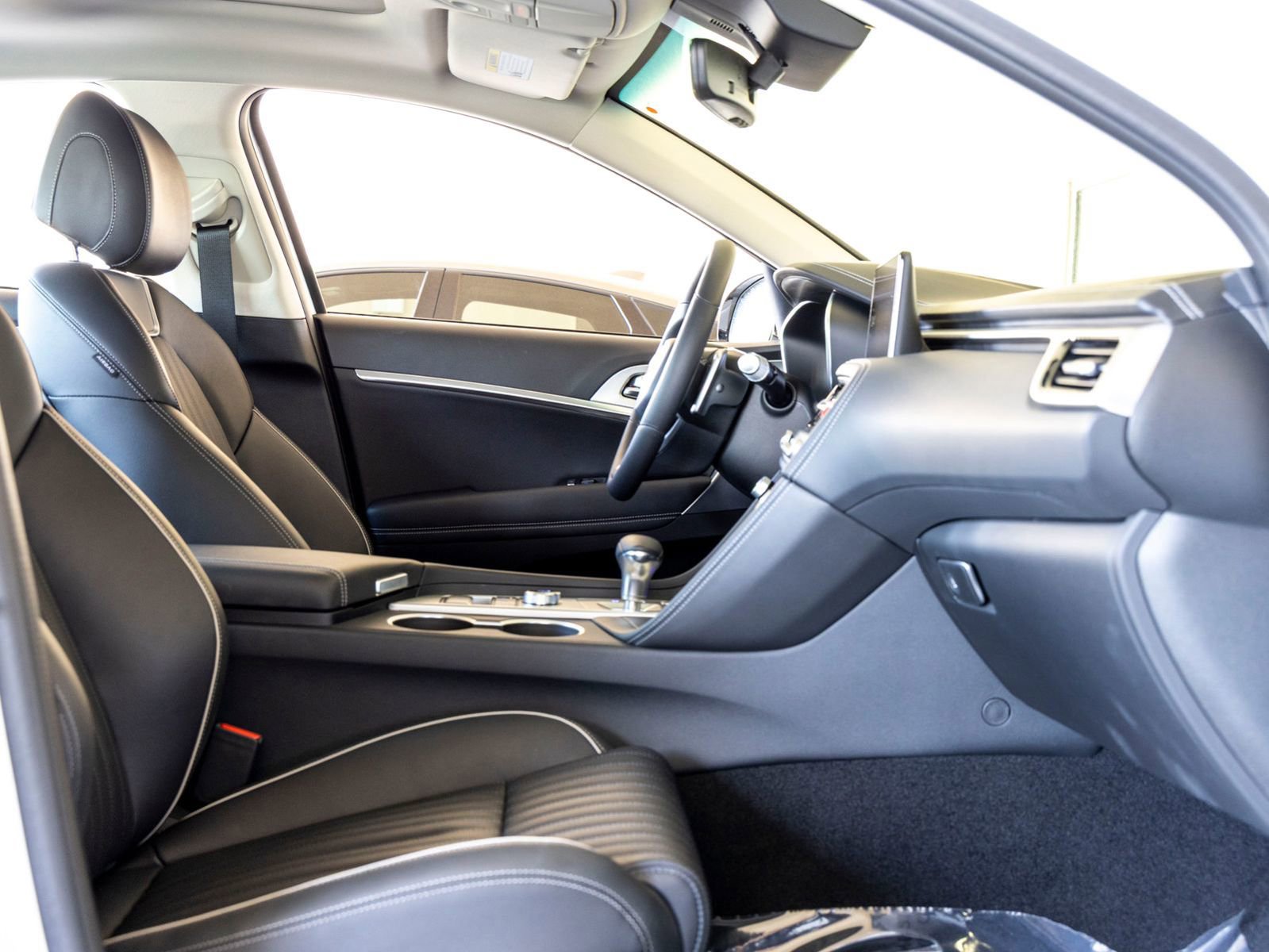Used 2026 Genesis G70 2.5T Prestige image 27
