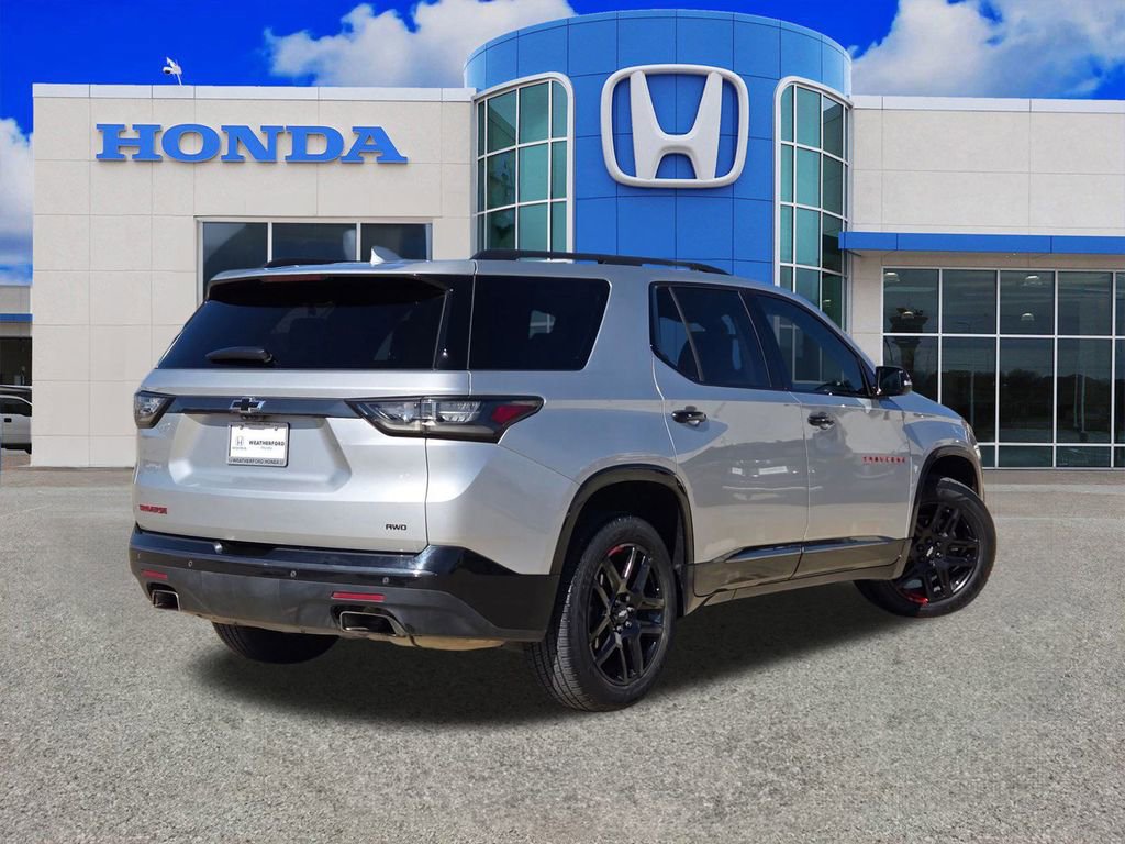 Used 2020 Chevrolet Traverse Premier w/ Redline Edition image 3