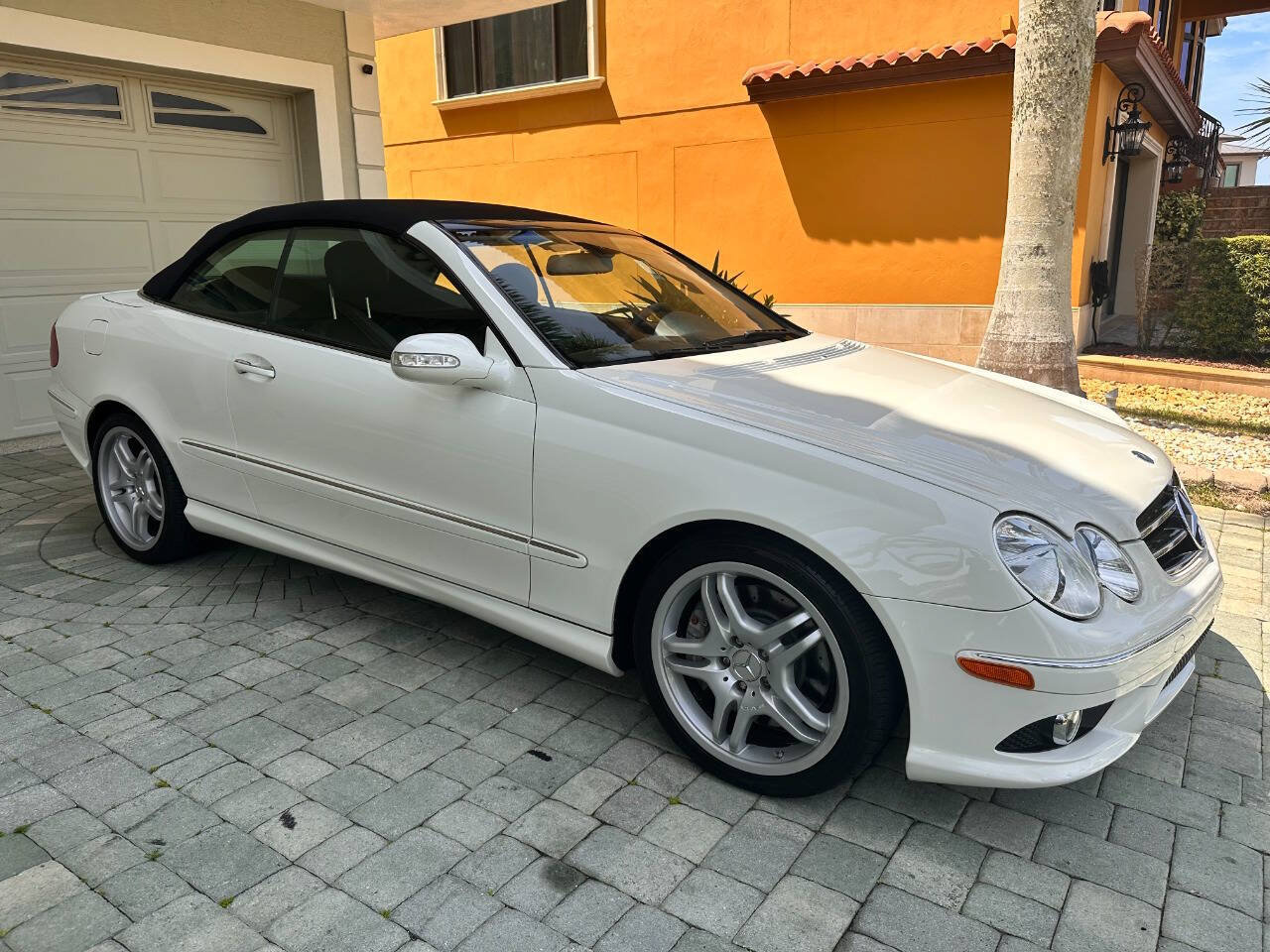 Used 2009 Mercedes-Benz CLK 550 Cabriolet image 44