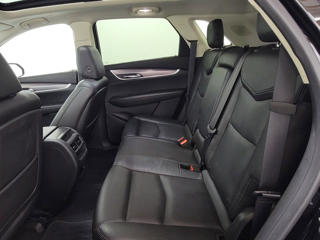 Used 2017 Cadillac XT5 Luxury AWD/4WD image 14