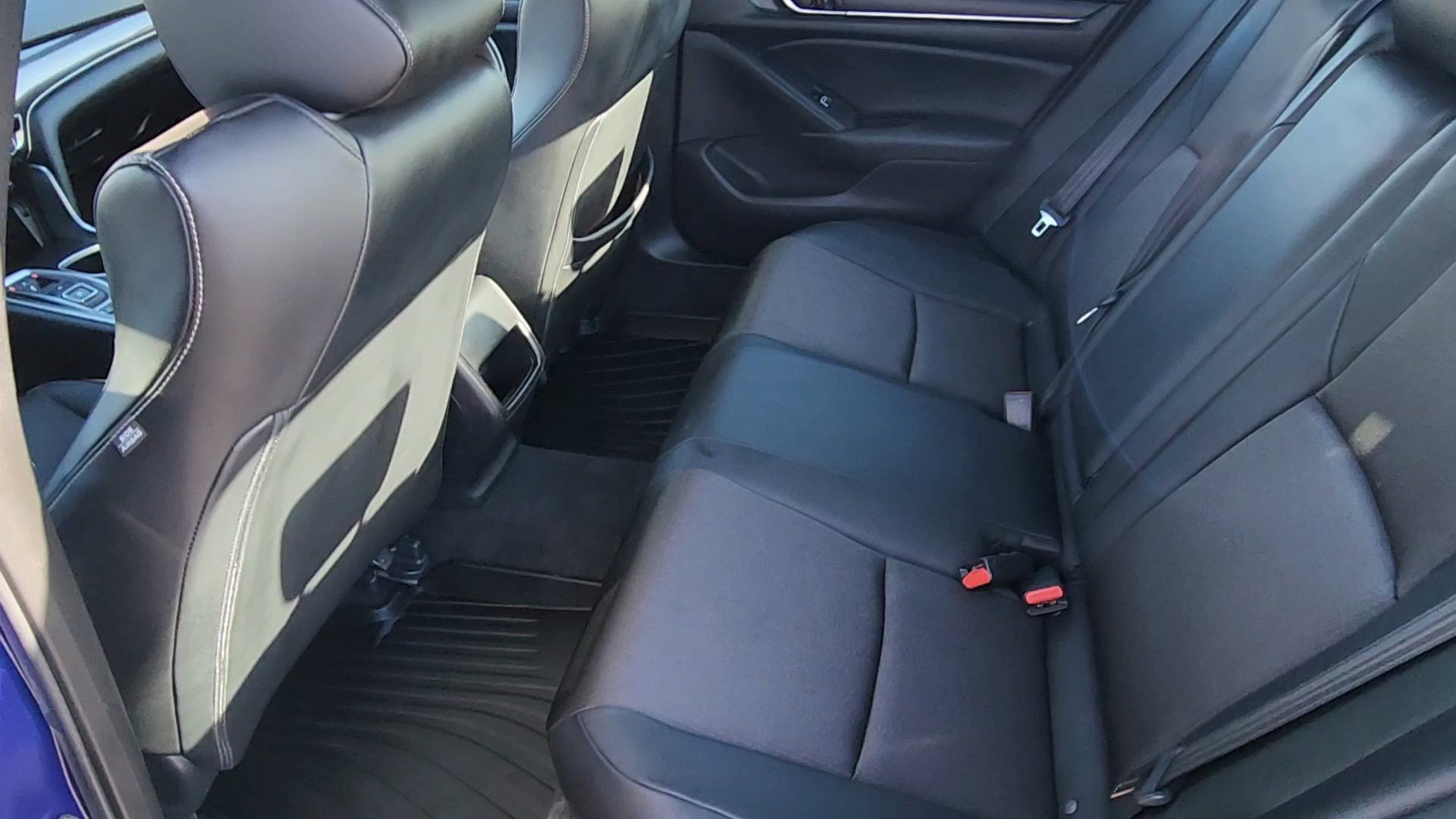 Used 2022 Honda Accord Sport image 15