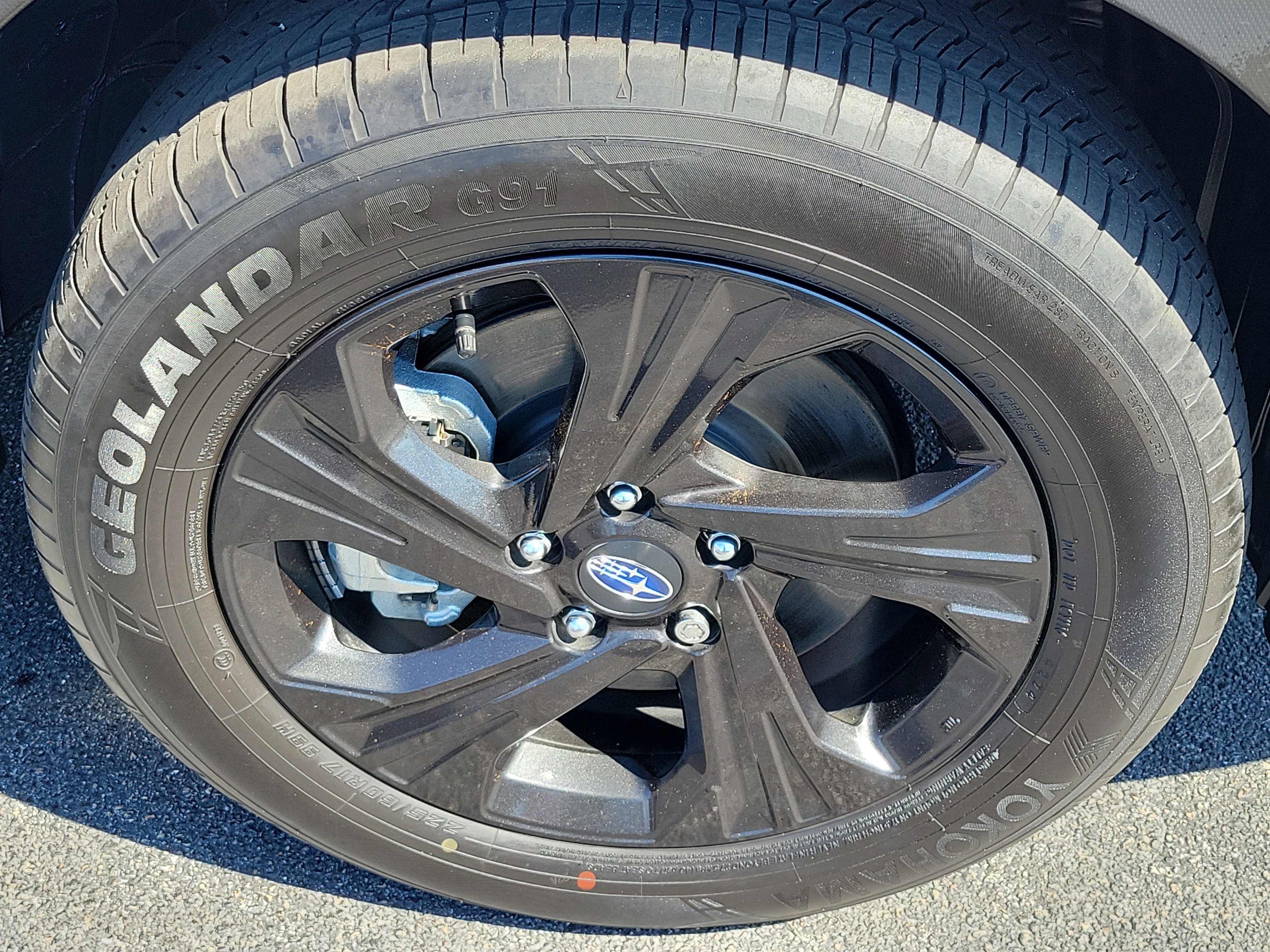 Certified 2025 Subaru Crosstrek 2.0i image 8