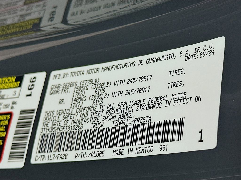 Certified 2024 Toyota Tacoma SR image 31