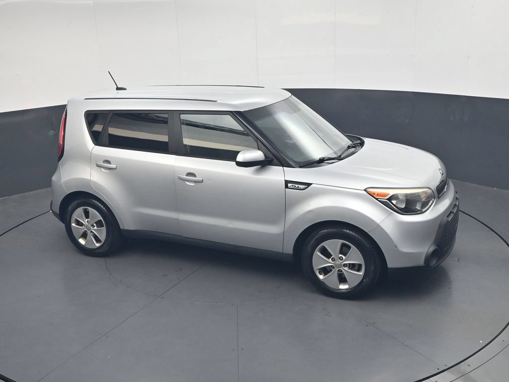 Used 2015 Kia Soul FWD image 29