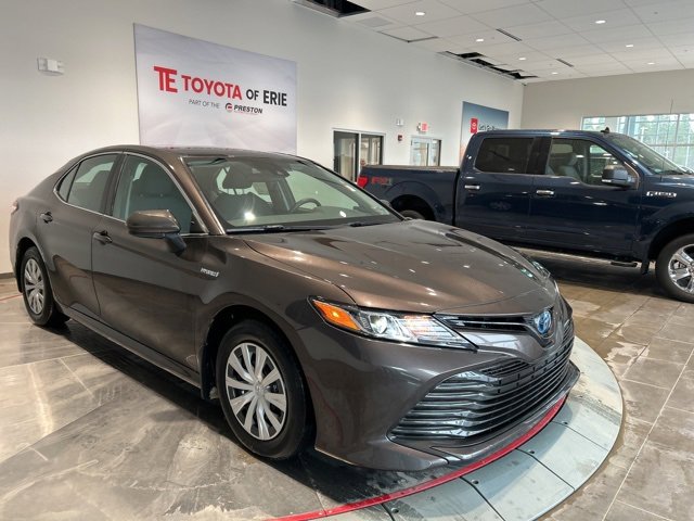 Used 2020 Toyota Camry LE video 1