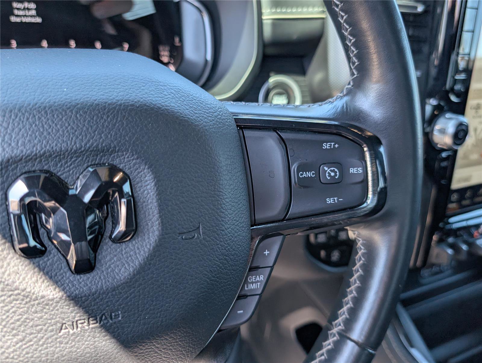 Used 2023 RAM 1500 Limited AWD/4WD image 26