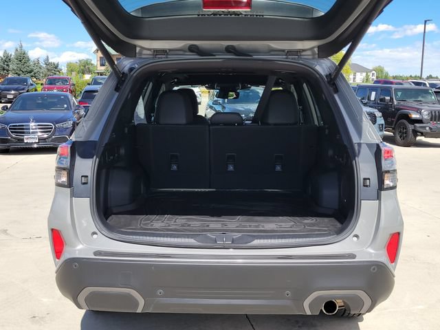 Used 2025 Subaru Forester Limited w/ Popular Package #1 AWD/4WD image 12