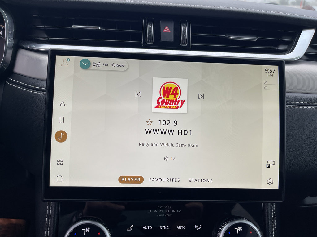 Used 2025 Jaguar F-PACE R-Dynamic S image 24