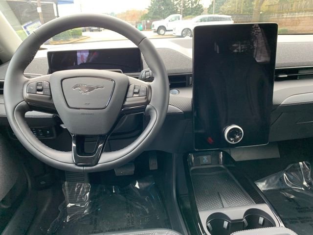 Used 2024 Ford Mustang Mach-E Premium image 16