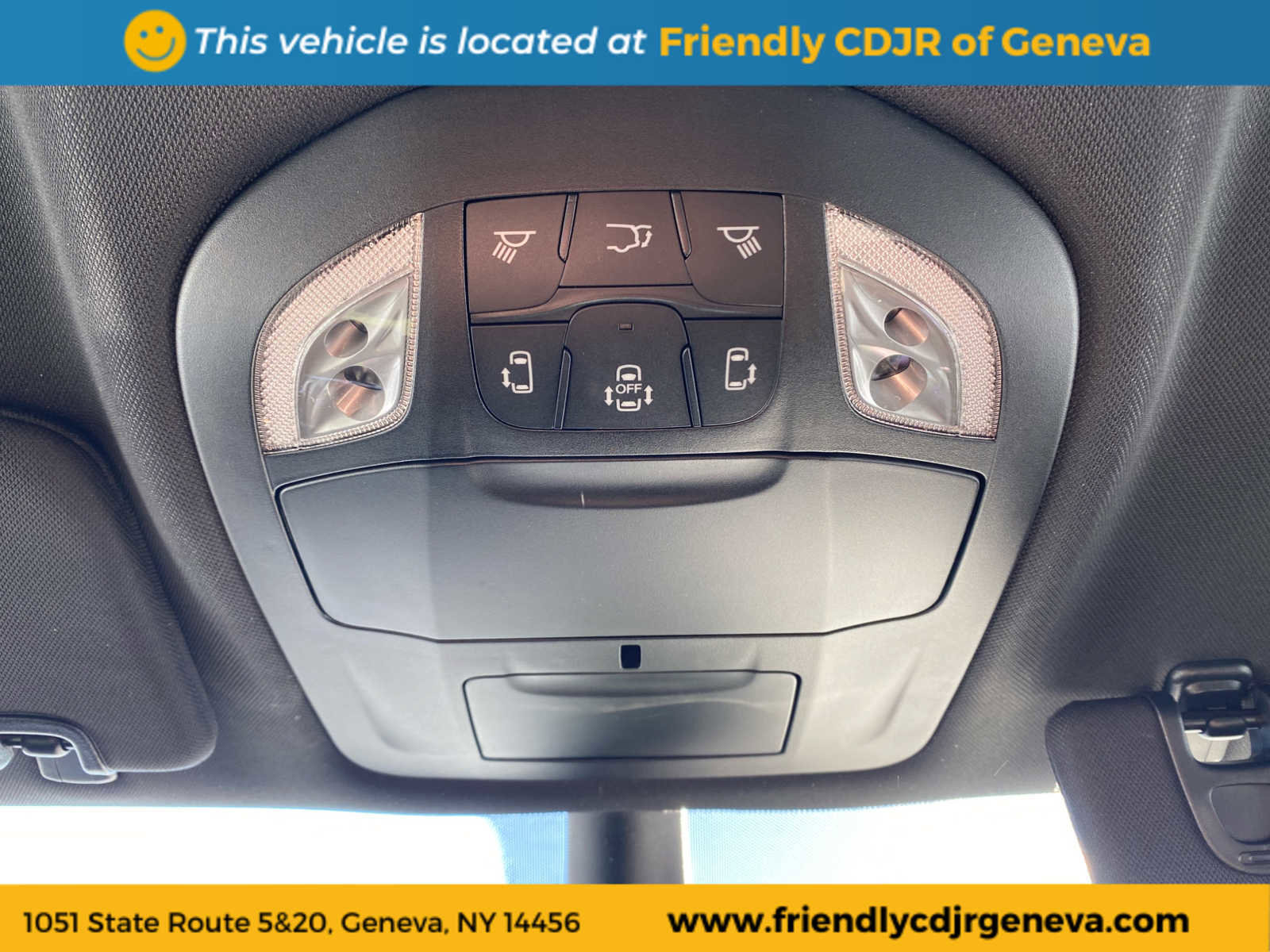 New 2026 Chrysler Pacifica Select image 23