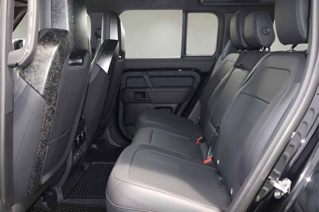 New 2026 Land Rover Defender 110 OCTA AWD/4WD image 12
