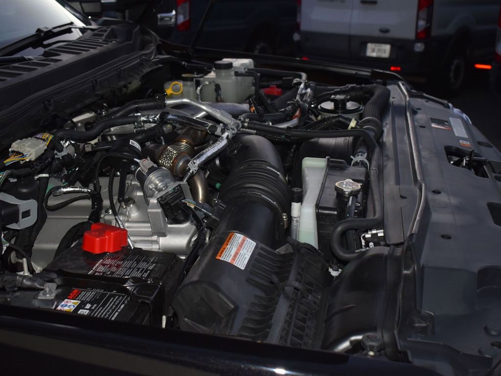 New 2025 Ford F350 Platinum AWD/4WD image 24