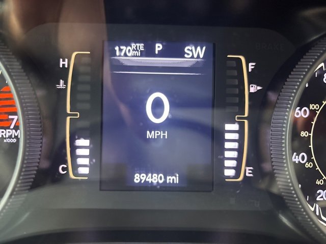 Used 2019 Jeep Cherokee Latitude w/ Popular Appearance Group image 11