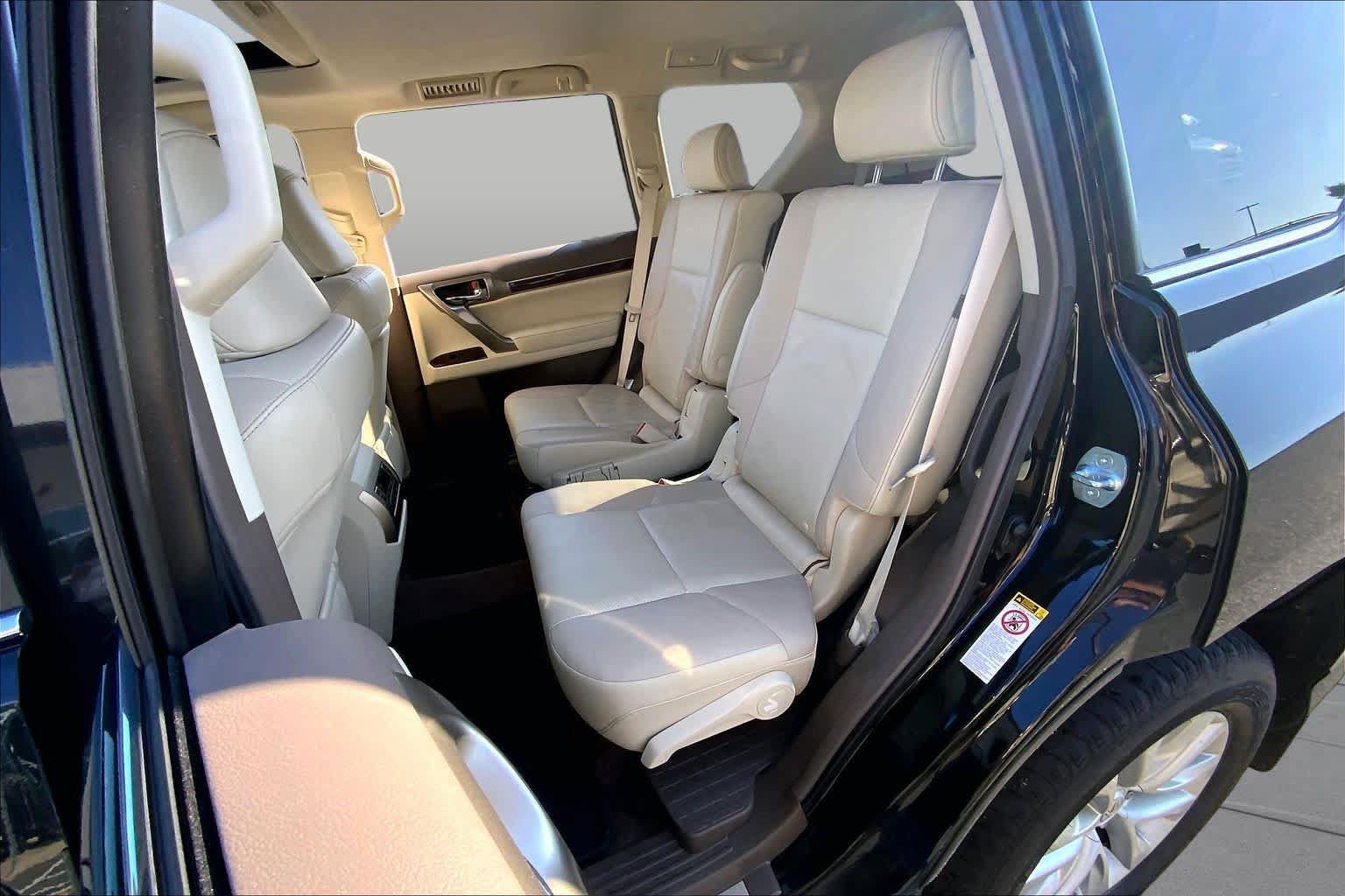 Used 2017 Lexus GX 460 Premium AWD/4WD image 21